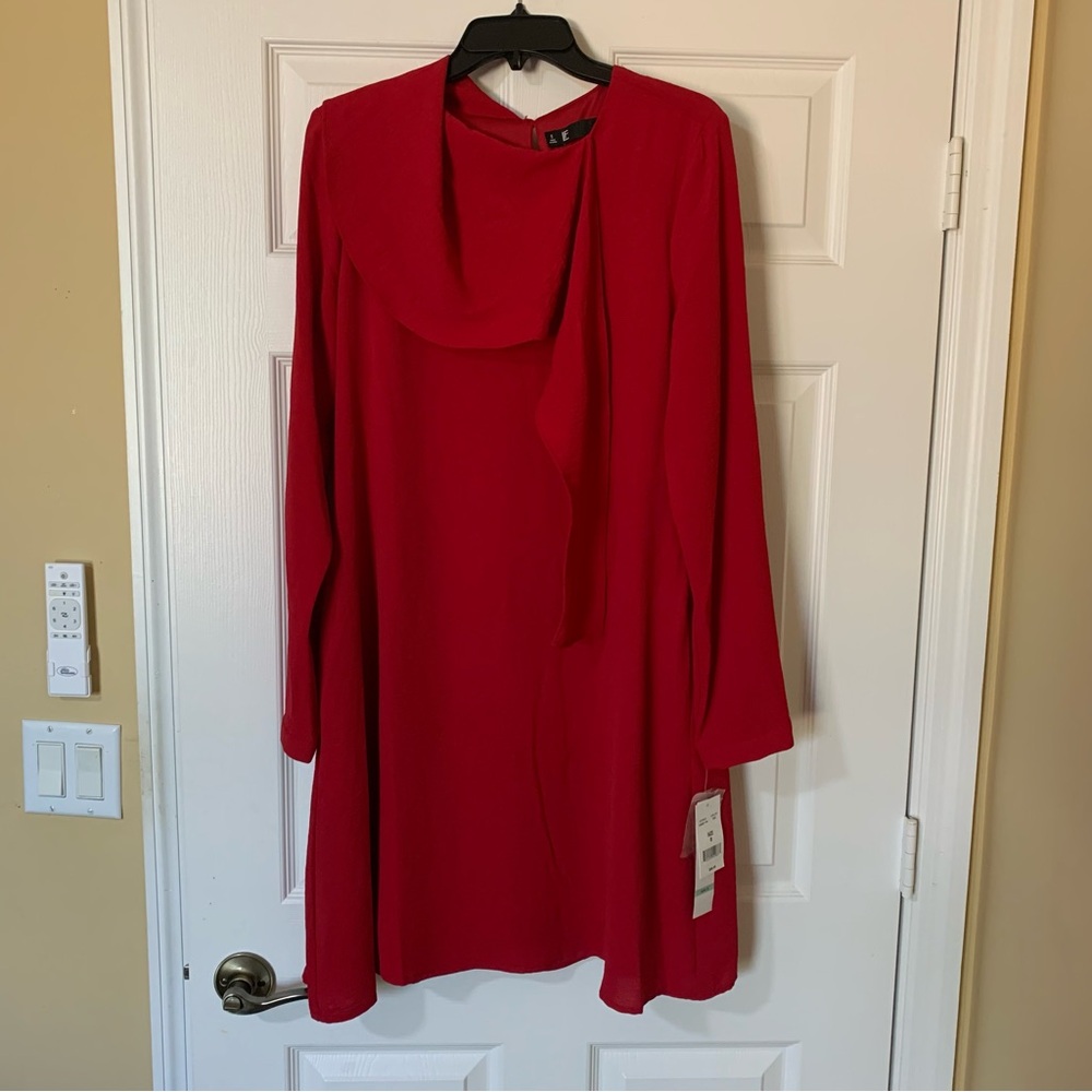 NWT Leslie Fay Long Sleeve Drape Neck Red‎ Mini Dress Size 8 Party Cocktail
